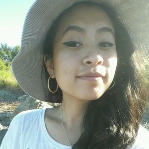 Meet your Posher, Angelica