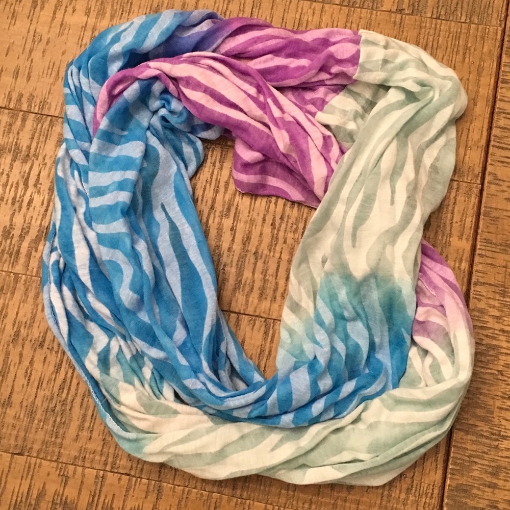 Justice Infinity Scarf