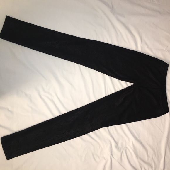 Juicy Couture leather snake embossed - Picture 3 of 4