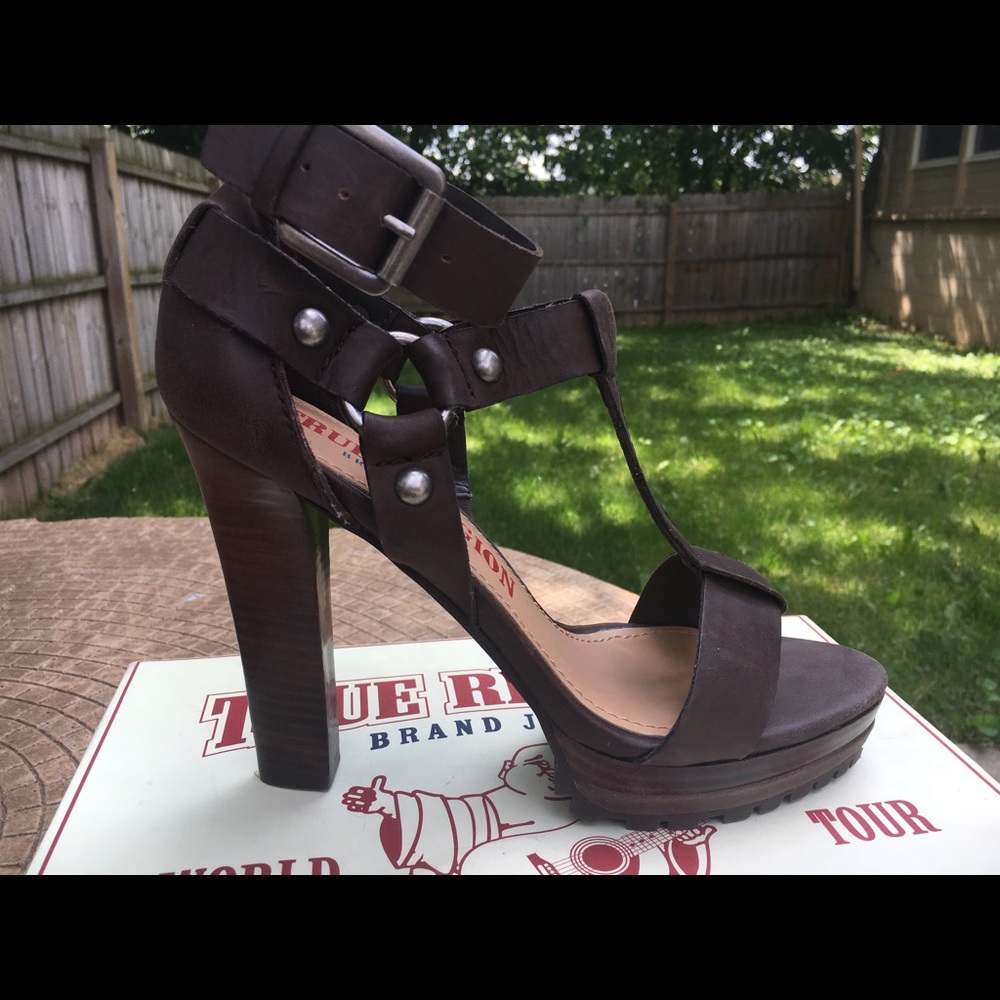 True Religion Anja Sandals