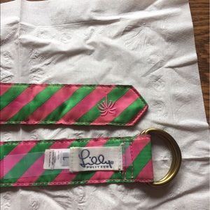 Authentic Lilly Pulitzer belt. Size large