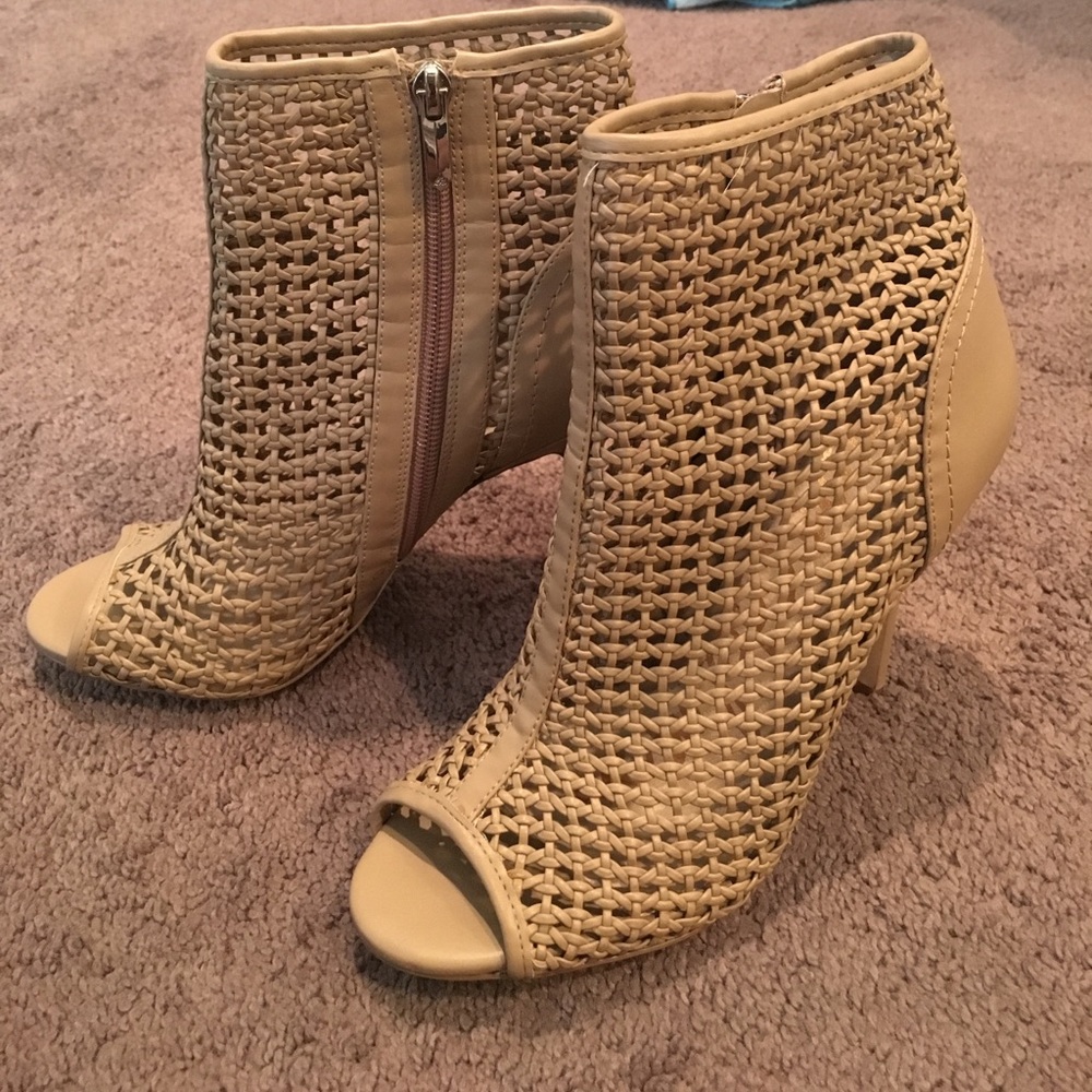 Sam Edelman (Aubriana Pewter) peep toe booties.