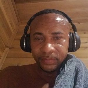 Meet your Posher, Aki