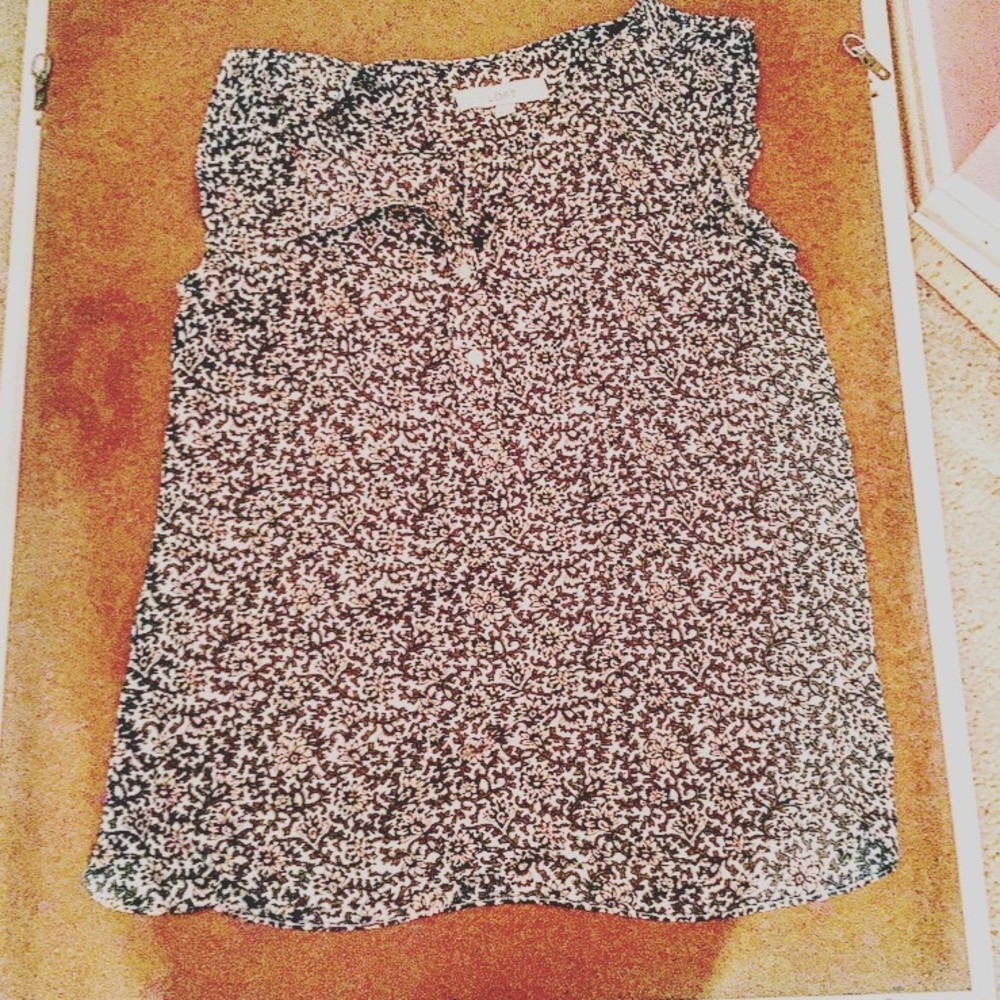 Flower print blouse
