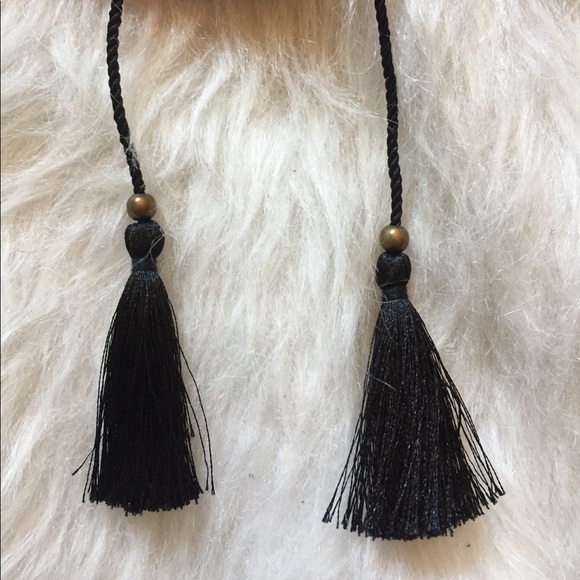 🔻$50 EXPRESS Open Tie Back Paisley Sleeveless Top - Picture 7 of 8