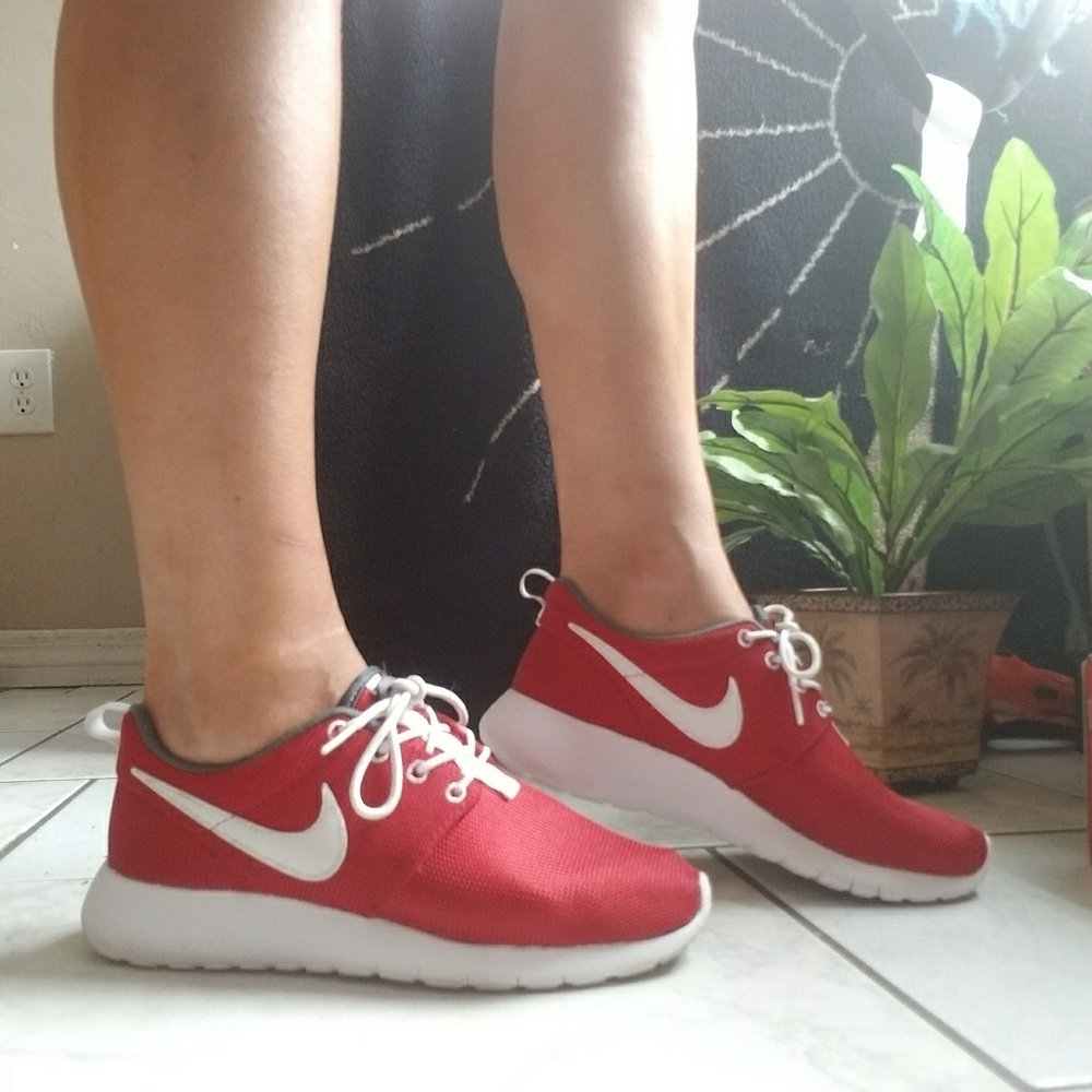 Worn once for 15 min. RED NIKE ROSHE'S