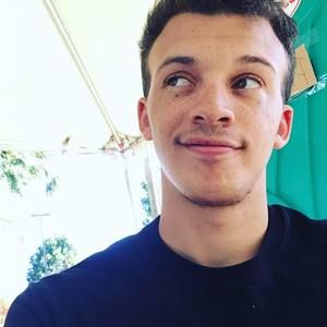 Meet your Posher, Douglas