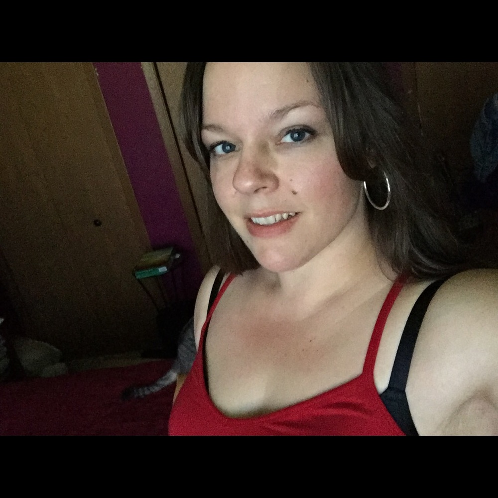 Meet your Posher, Alyssa