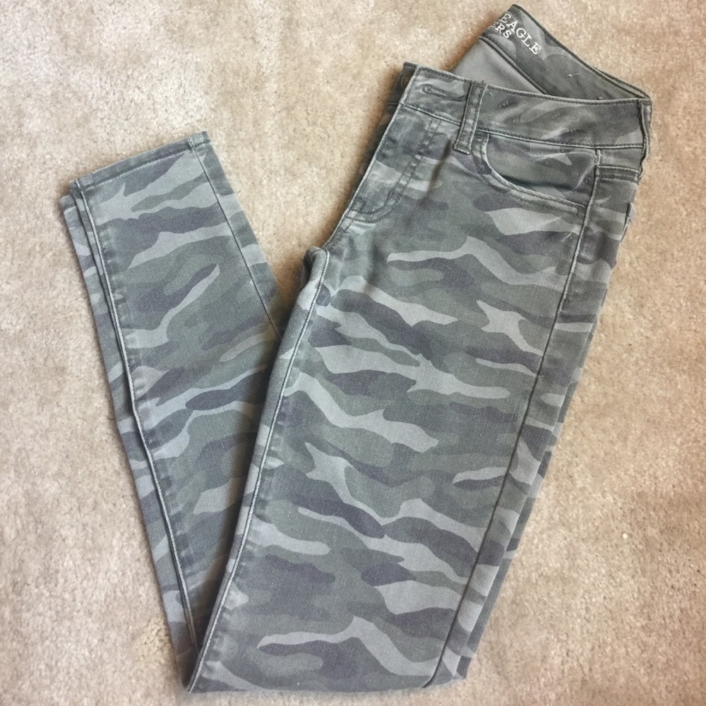 American Eagle Skinny Jeans