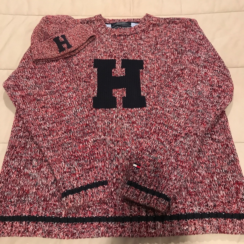 Tommy Hilfiger sweater with matching beanie.