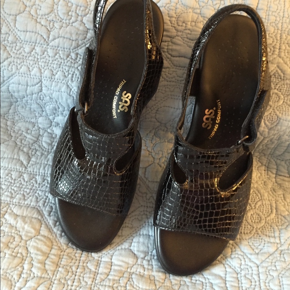SAS Suntimer Black Croc Patent leather sandal