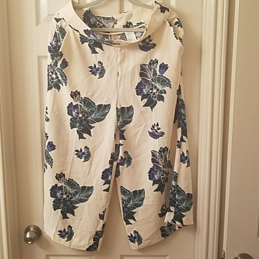 Brand new with tags H&M wide leg cropped pants
