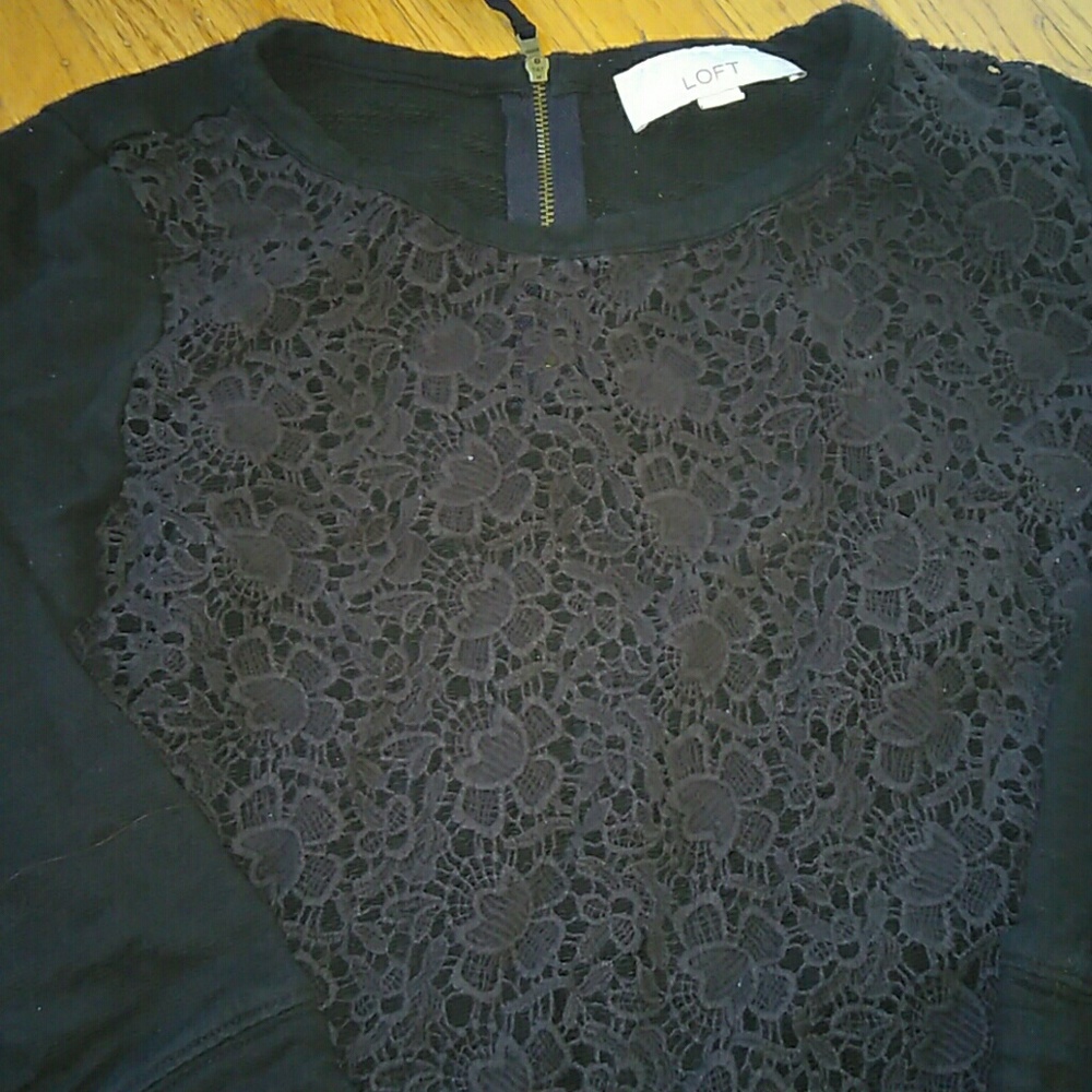 Detailed Ann Taylor Loft Top