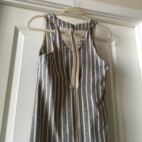 Summer dress ☀️ - Picture 2 of 4