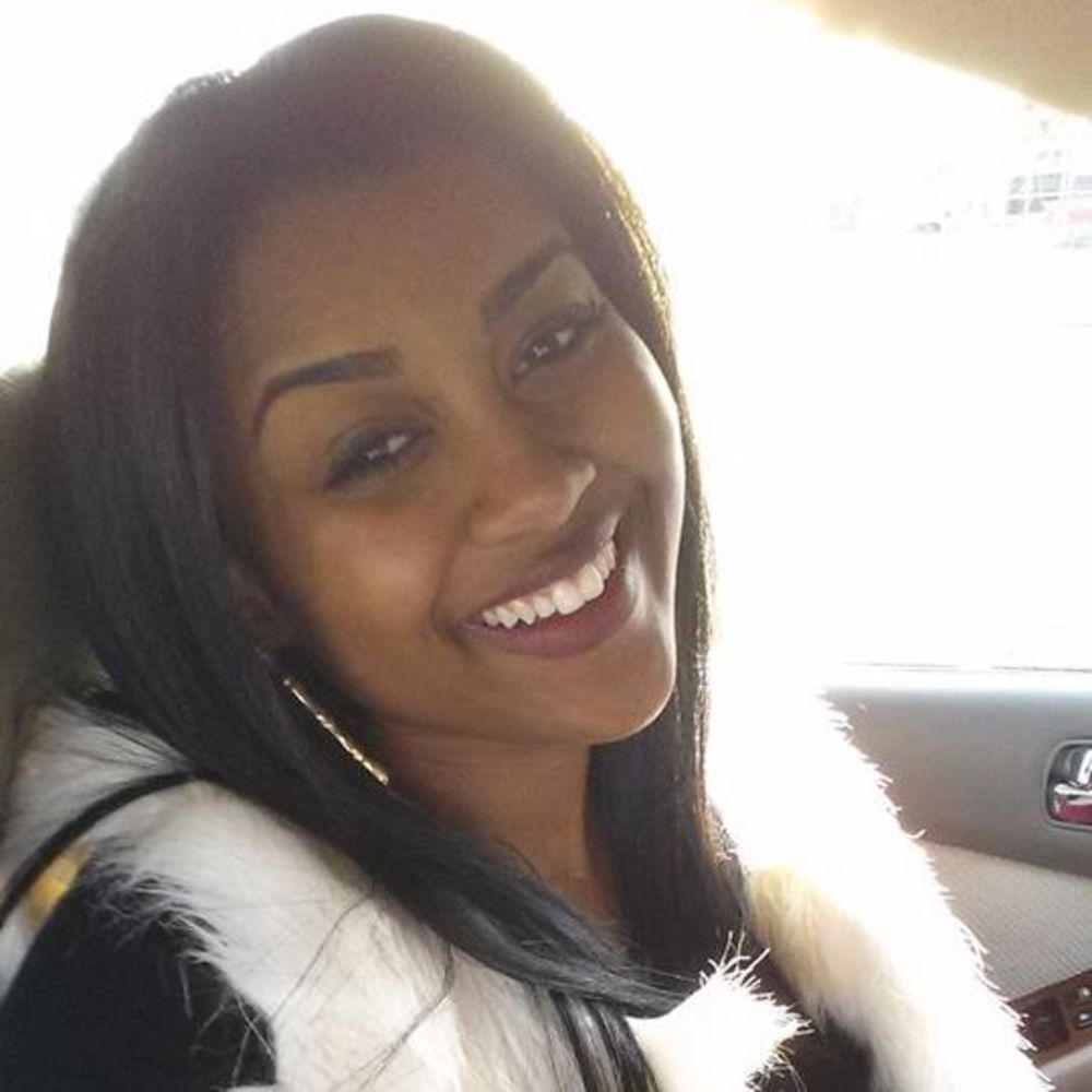 Meet your Posher, Nayanka