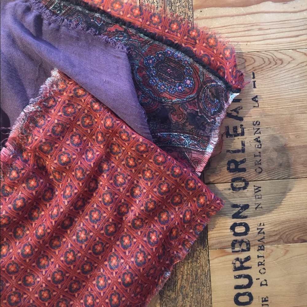 🇺🇸 upcycled scarf FREE WITH ANY PURCHASE - Picture 4 of 6