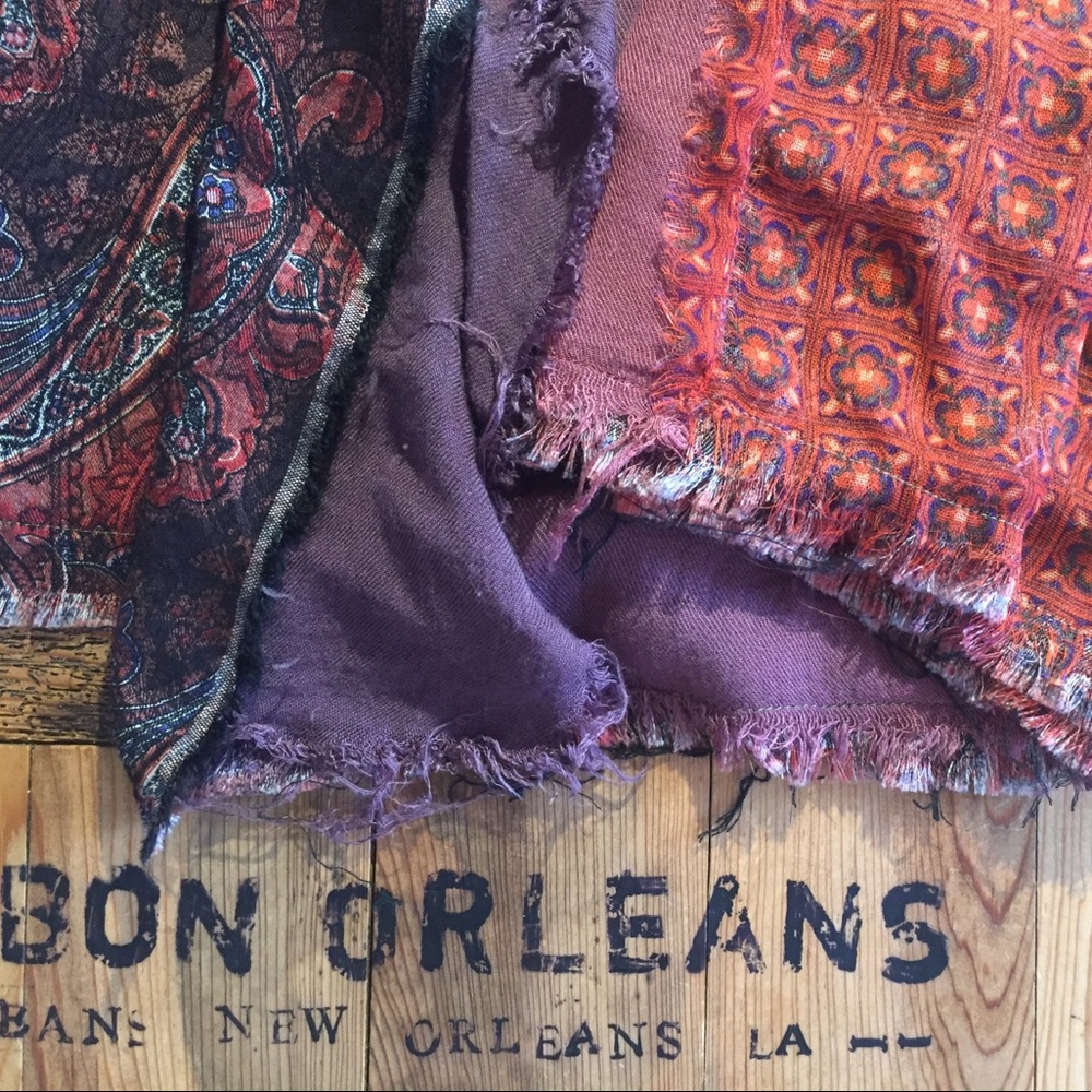 🇺🇸 upcycled scarf FREE WITH ANY PURCHASE - Picture 5 of 6