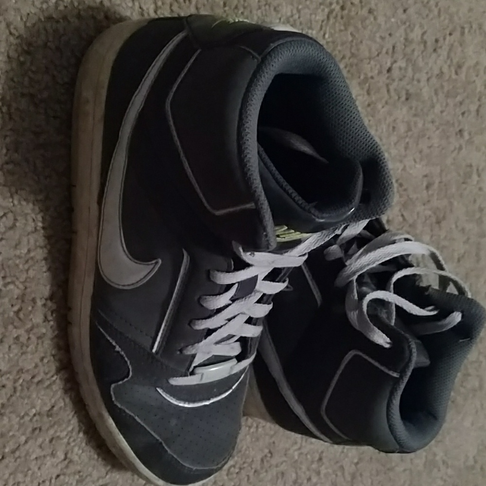 Nike Air Hi-Top shoes