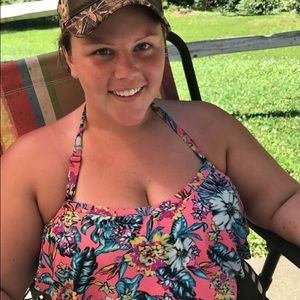 Meet your Posher, Ali