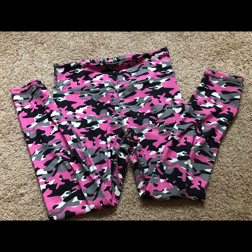 90 degree camo capris XS