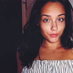 Meet your Posher, Delia