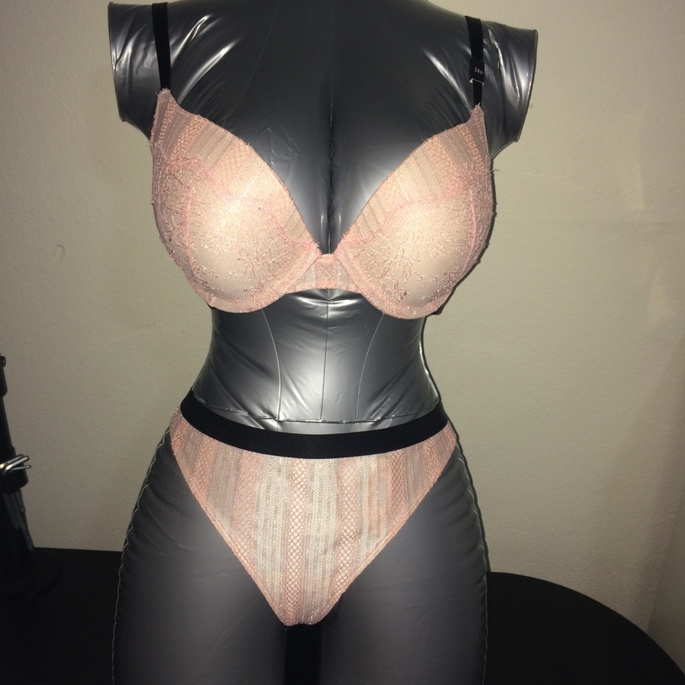 Brand new matching VS pink/black set