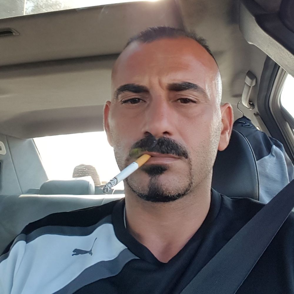 Meet your Posher, Khalil