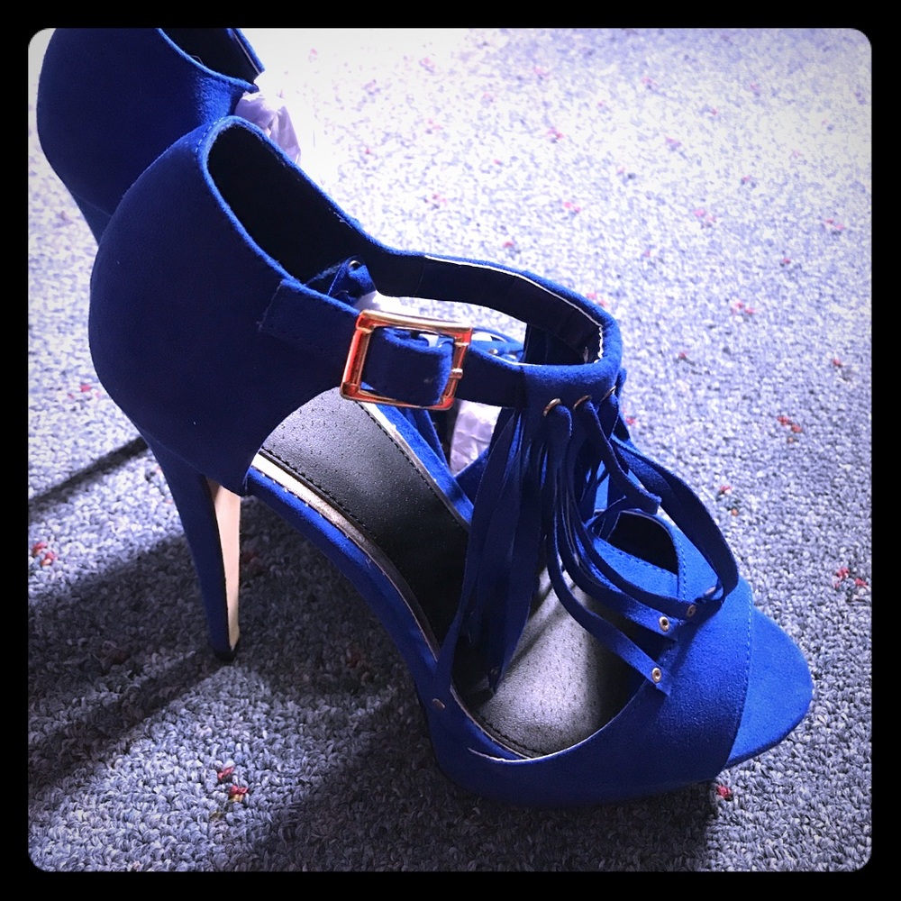 6" Blue Suede platform heels NIB