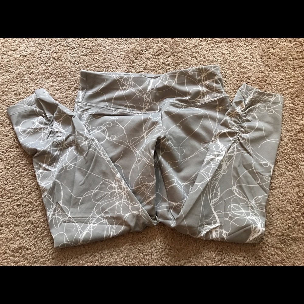 Calvin Klein Capris XS