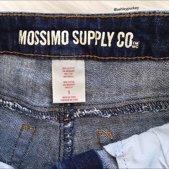 🌸4 for $10🌸 rose embroidered distressed denim shorts - Picture 4 of 4