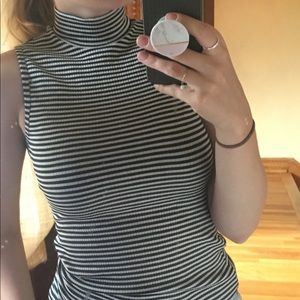 Athleta Turtle neck tank