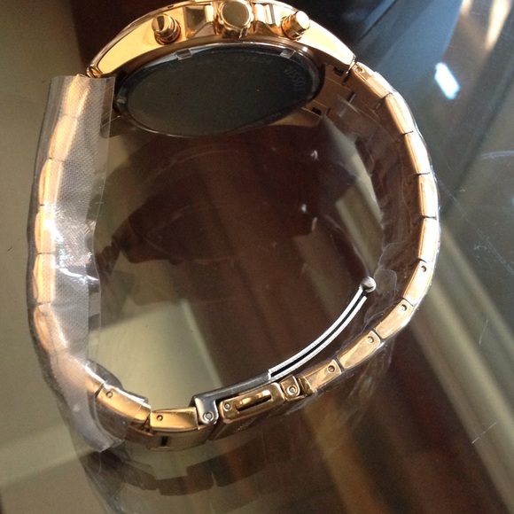 Fossil watch main image 4