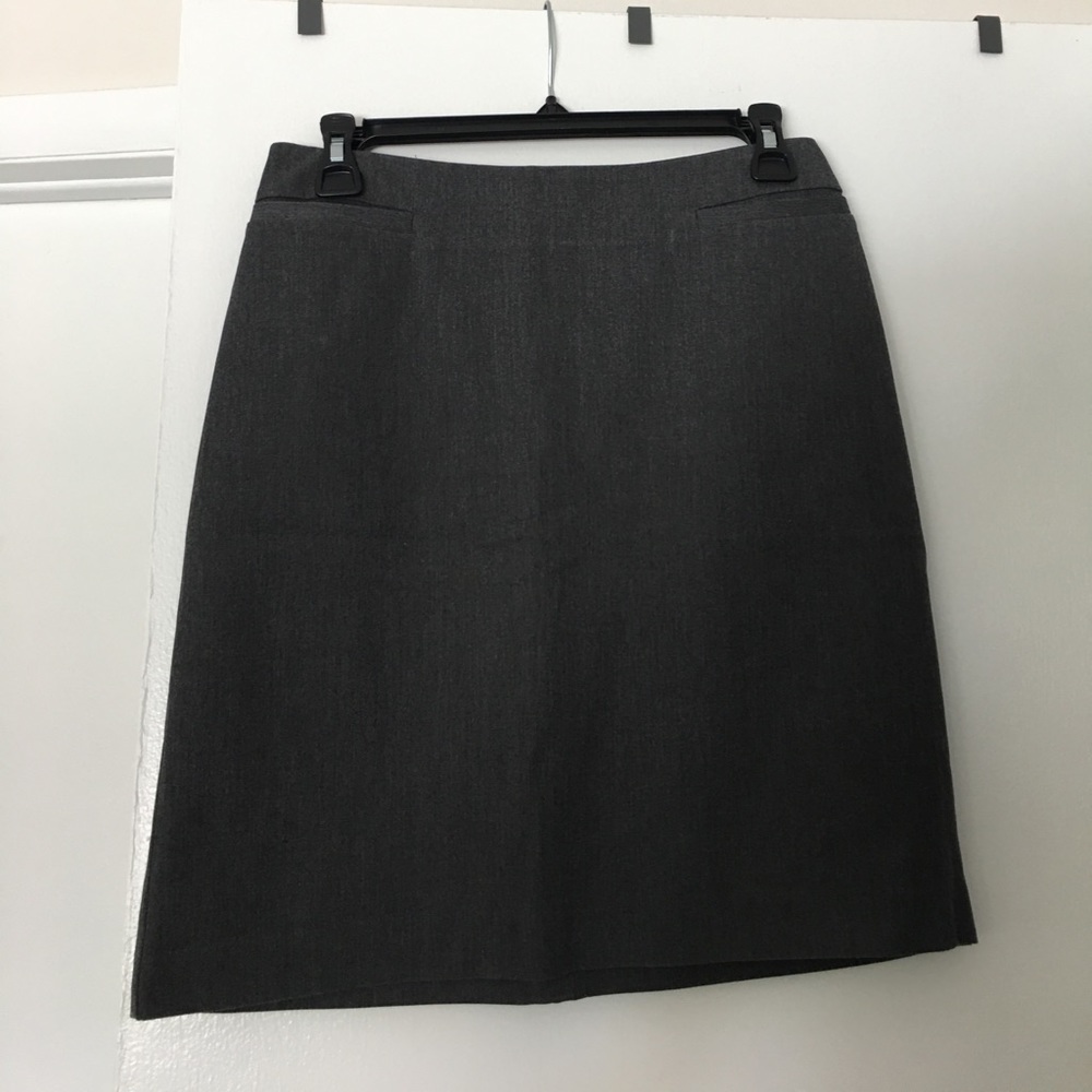 The Limited Stretch Pencil Skirt - Heather grey.
