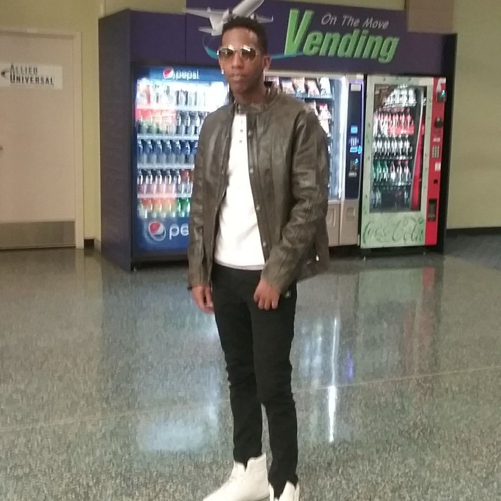 Meet your Posher, Lesdian