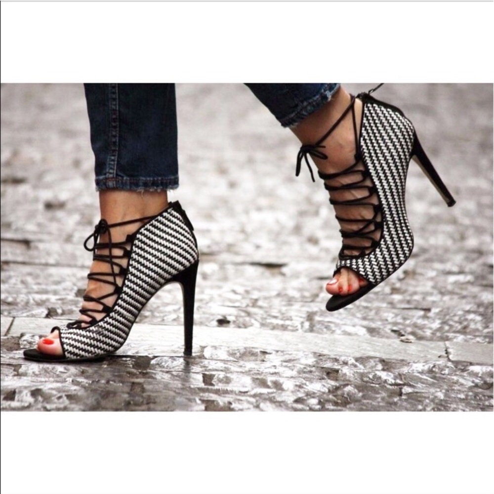 Resell: Zara Woven Lace Up Heels Black & White