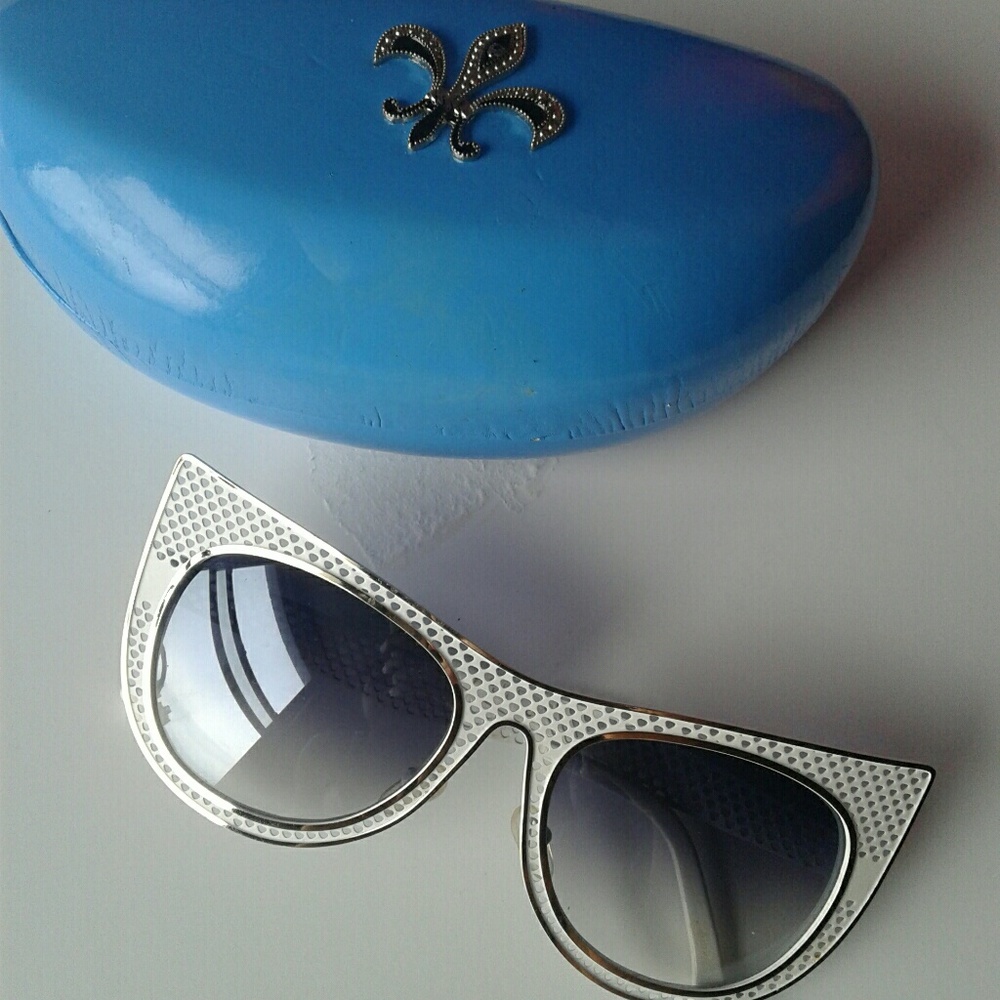 Vintage Glam Sunglasses