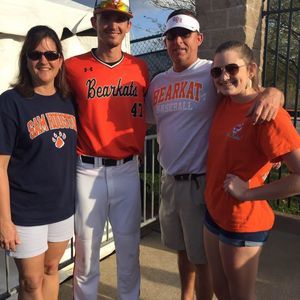 Meet your Posher, Brenda