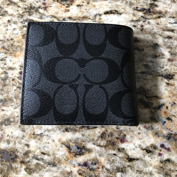 Men's Coach Wallet - Picture 6 of 6