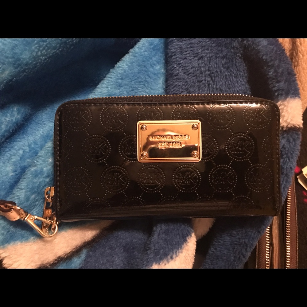 Michael Kors wallet