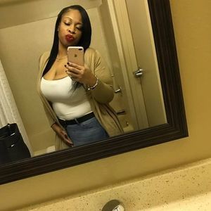 Meet your Posher, Seanta