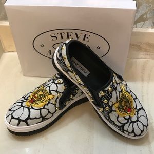 steve madden tiger sneakers