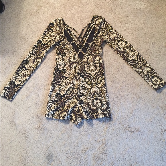 Pattern Romper - Picture 3 of 3