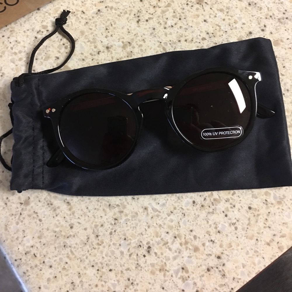 BRAND NEW sunglasses