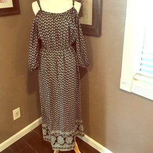 Black and white floral print maxi dress NWT