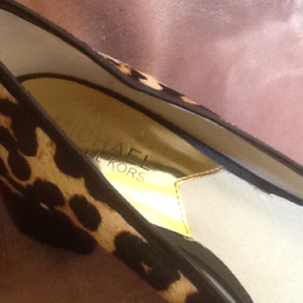 π«DONATEDπ« MICHAEL KORS π Calf Hair Chunk Heel - Picture 3 of 7