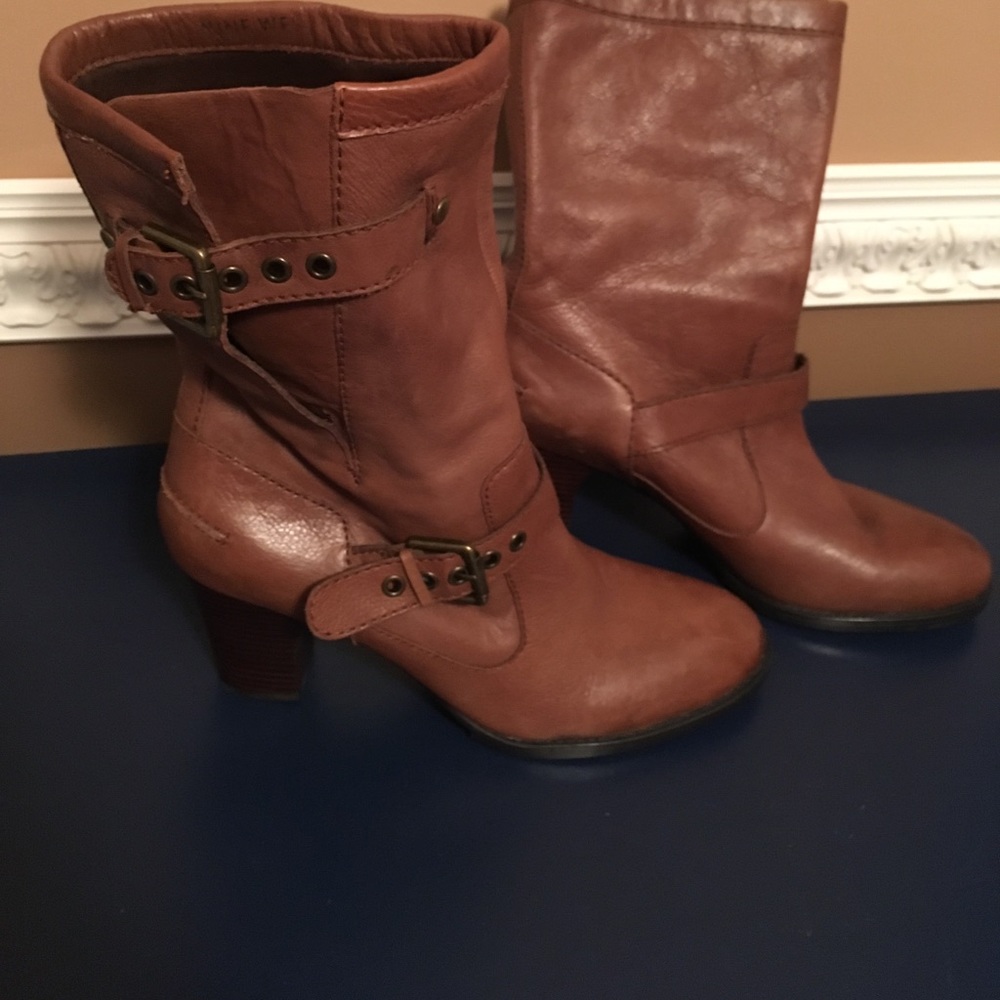 Genuine leather Nine West boots