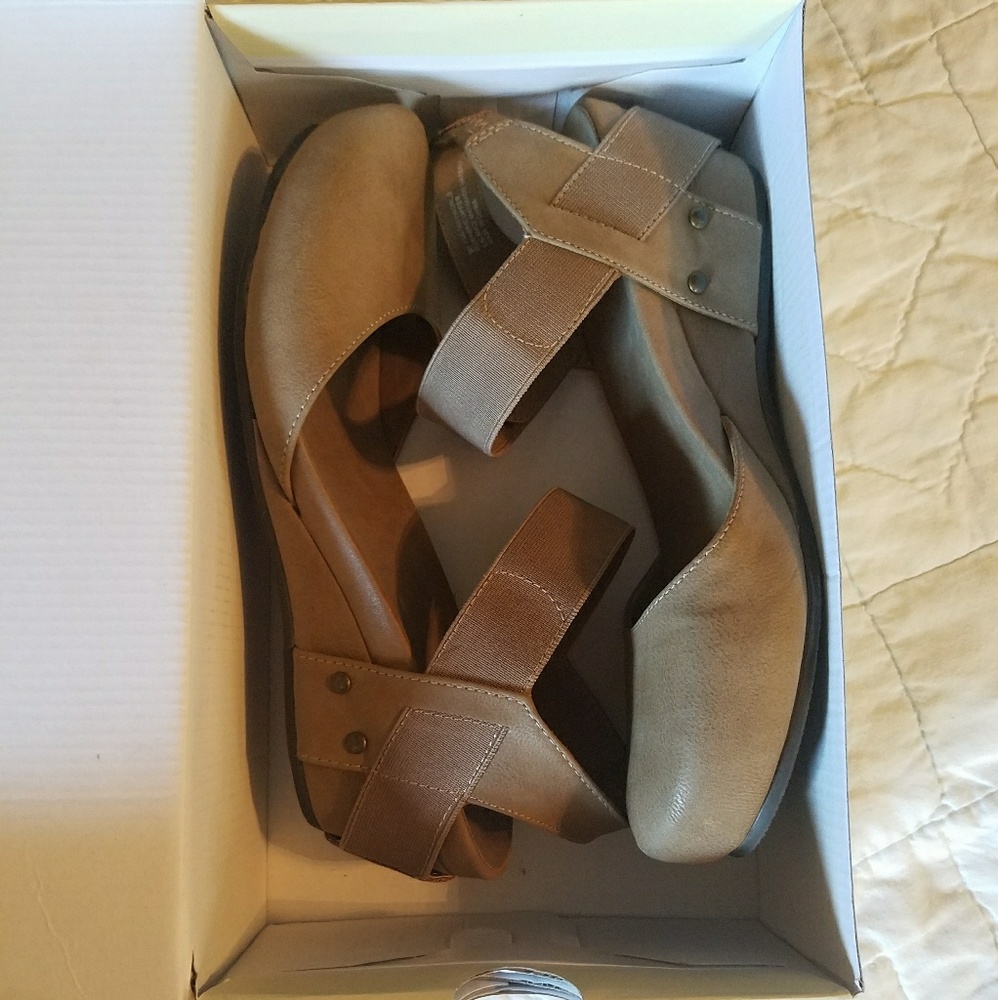 Hokus Pokus "OTBT inspired" Wedge Size 9