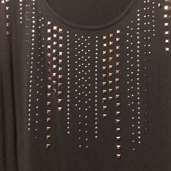 Black flowy top - Picture 2 of 2