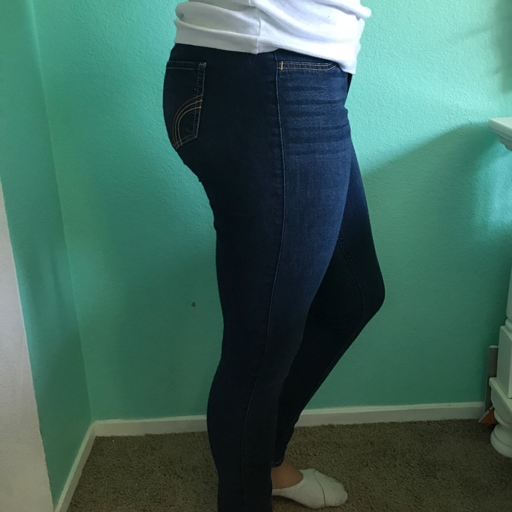 Hollister jeans