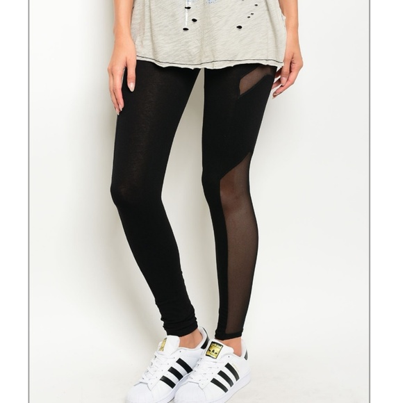 🌼1LEFT Sm🌼 Mesh panel leggings - Picture 2 of 4